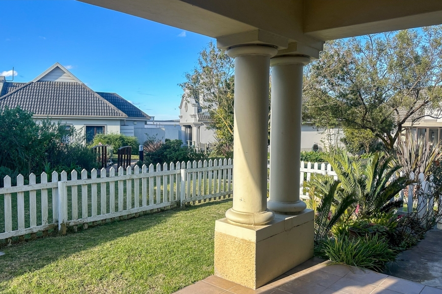 3 Bedroom Property for Sale in Blue Mountain Village Western Cape